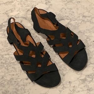 L’Amour Des Pieds Denisha sandals